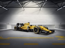 Renaults racere er selvfølgelig gule, og her er den nye Renault, som er førsteudgaven af modelår 2016.
