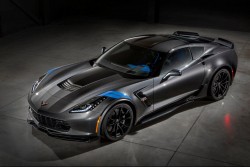 Corvette, som ikke kængere hedder Chevrolet, har sendt en ny topmodel på gaden. Det er Jan Magnussens nye firmadyt, og selvfølgelig er det med bunker af kulfiber og ægte V8 for fuld udlæsning.