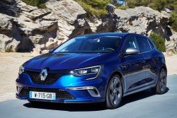 Renault Megane GT får 4-hjulsstyring og nøjagtig samme pris som Peugeot 308 GT.