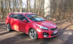 Stor, rummelig, velkørende, supergaranti men også med en meget lille og meget tørstig maskine.