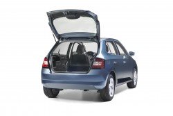 Skoda stiller fuldt hold med en varebil i enhver størrelse og til enhver pengepunkt. Generelt er Skoda biler så rummelige, at skillerummet kan monteres langt tilbage i bilen, uden det skader varerummets indhold.