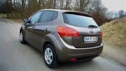 Bagpartiet på Venga lover præcis det bilen giver som sin klart største kvalitet. Masser af plads og rigtig god funktion.