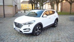 Først var Hyundai en billig type SUV, så skiftede den navn til iX35, men nu er Tuscon tilbage i ny og forbedret stil.