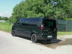 Bagfra er Fiats nyhed helt identisk med øvrige biler fra samme fabrik.