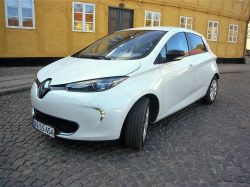 Renault Zoe er sød og praktisk, men familien Danmark siger pænt nej tak, og en helt traditionel bil.