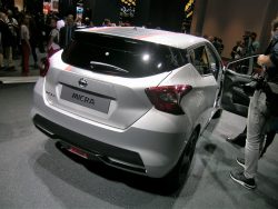 Længere, lavere bredere og betydeligt mere spændende en d forgængeren. 