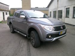 Fiat Fullback er en meget let ændret Mitsubishi L200 til en højere listepris og med en dårligere fabriksgaranti.