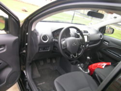 Det inde i Space Star nyder også godt af et face-lift. Mere standardudstyr, men testbilen er tilsat en større udstyrspakke.