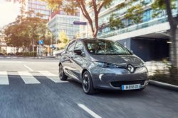 Renault har allerede solgt 100.000 el-biler i Europa, og den nye ZOE 40 med en rækkevidde på max 400 km, kan give Renault mere vind i sejlene.
